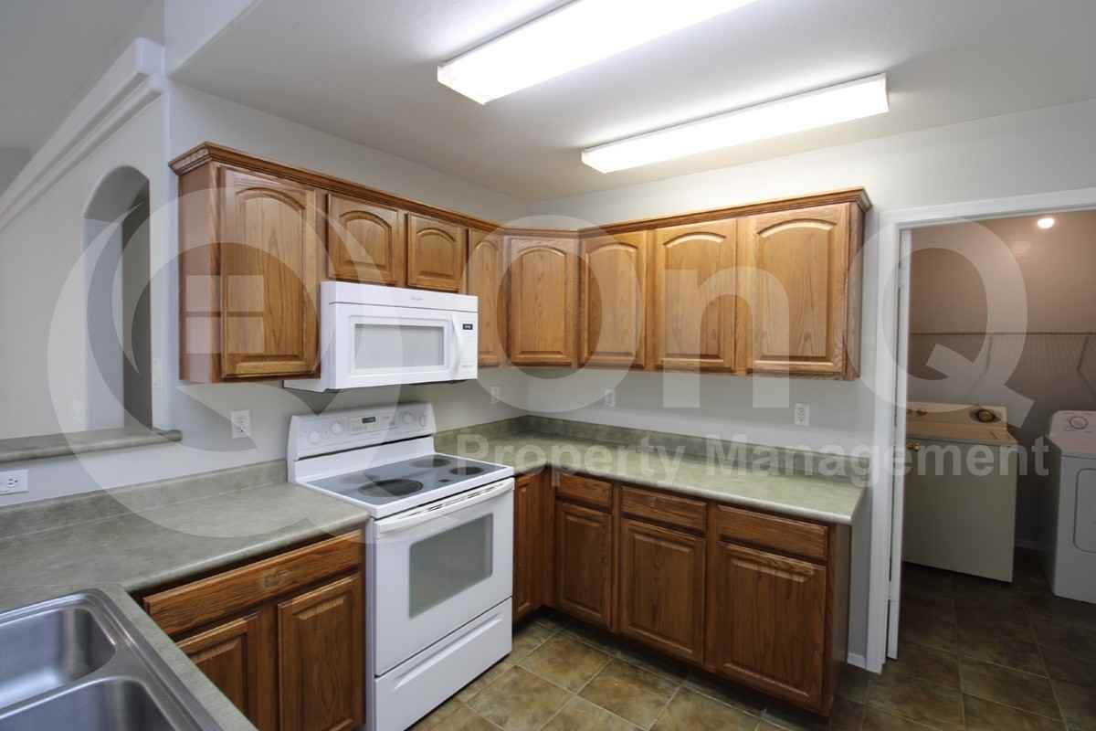 16057 W Sierra St - Photo 3 of 26