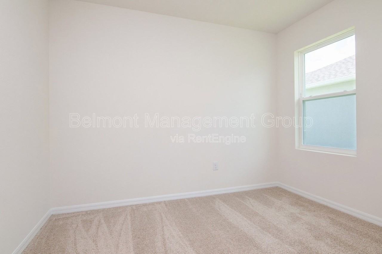 4228 Looking Glass Pl - Photo 7 of 13