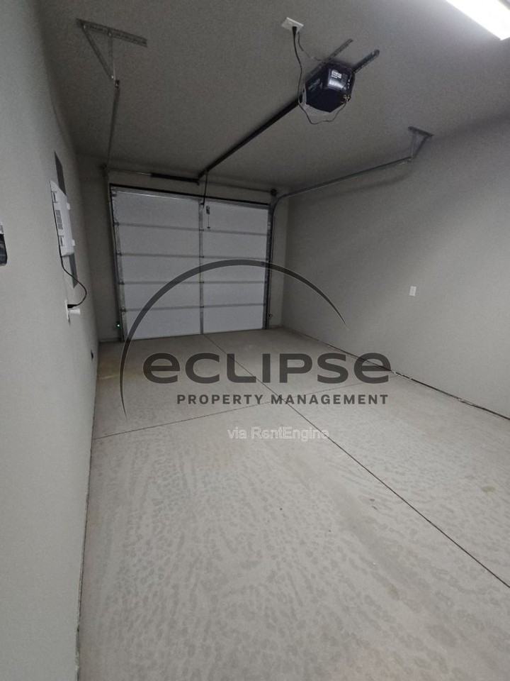 517 Washington Ave - Photo 5 of 17