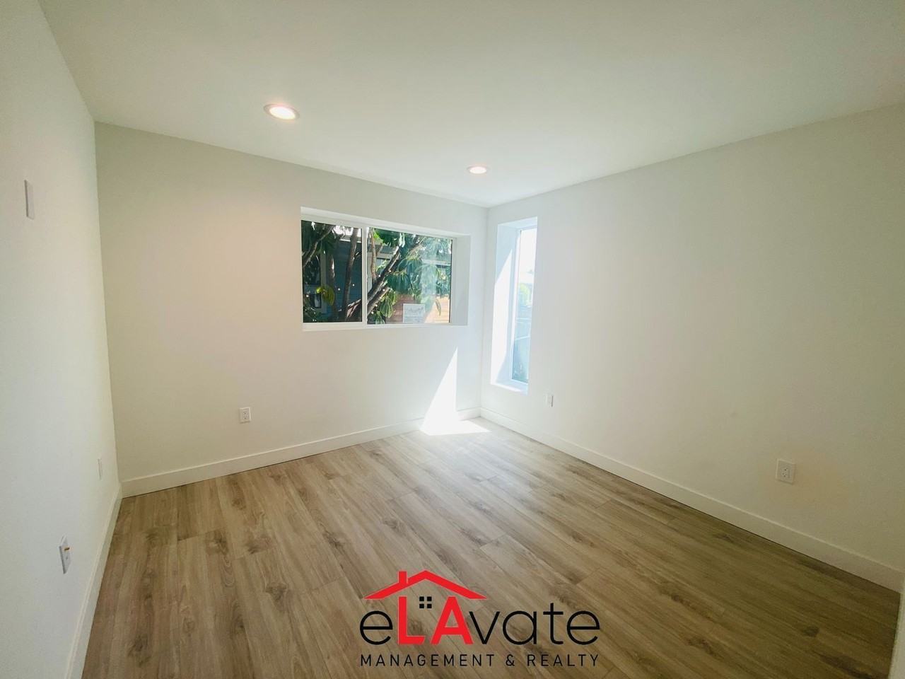1127 N Virgil Ave - Photo 7 of 9