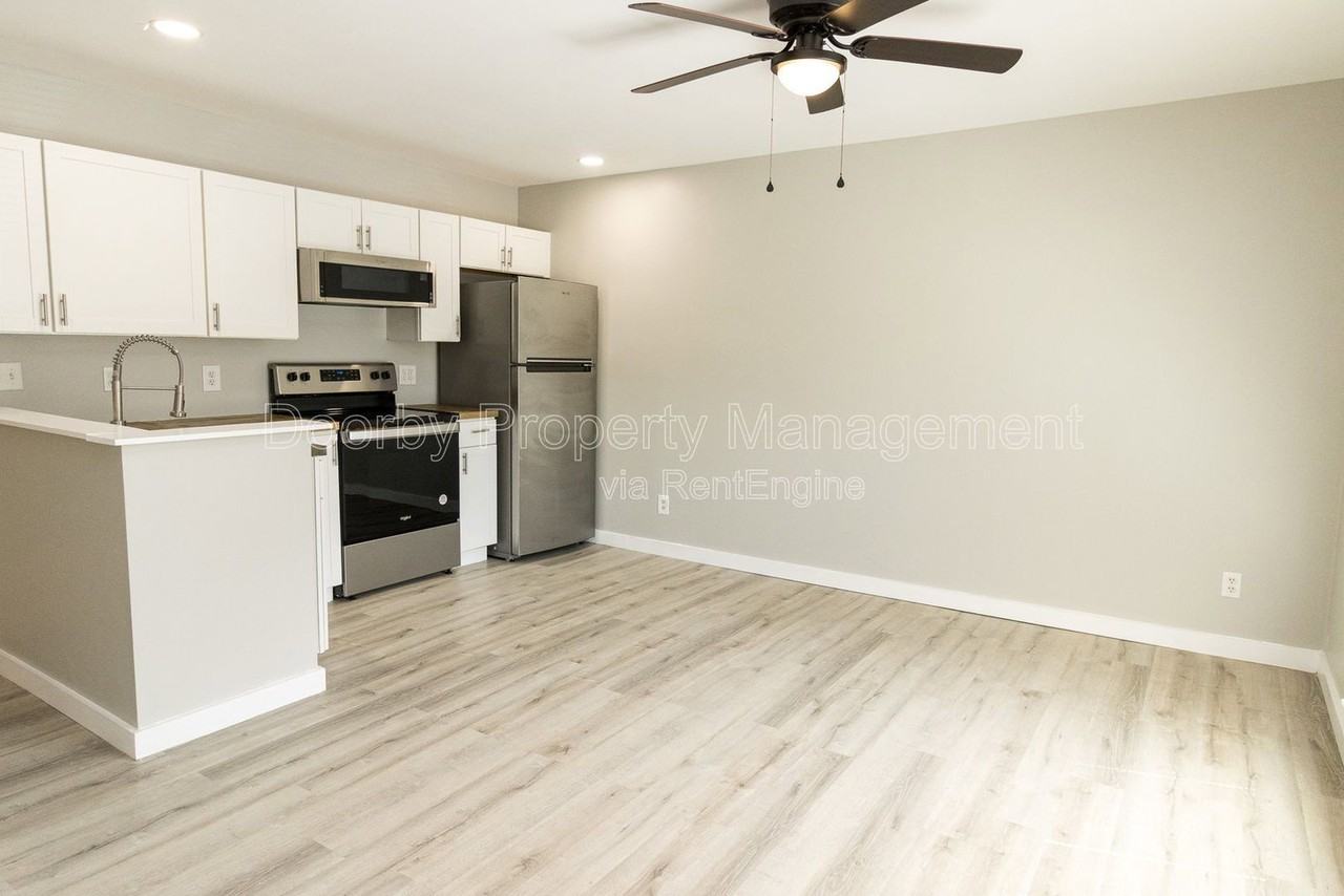 903 Forest Dale Ln #A - Photo 3 of 16