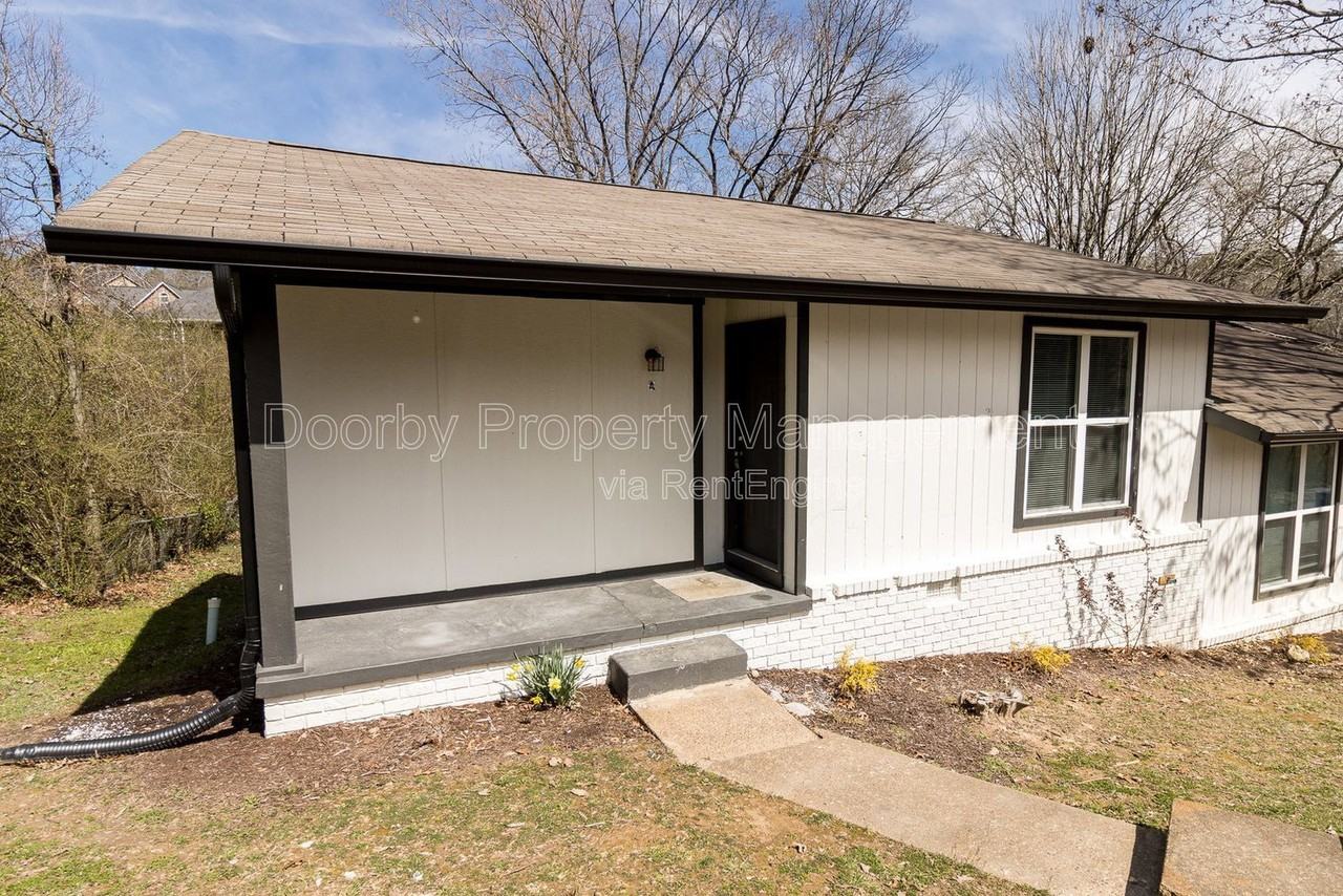 903 Forest Dale Ln #A - Photo 4 of 15