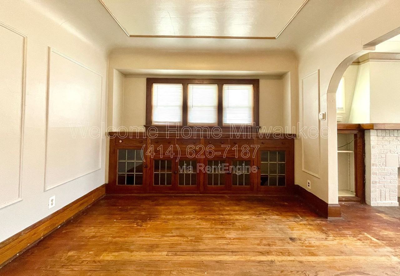 3012 N 57th St - Photo 3 of 6