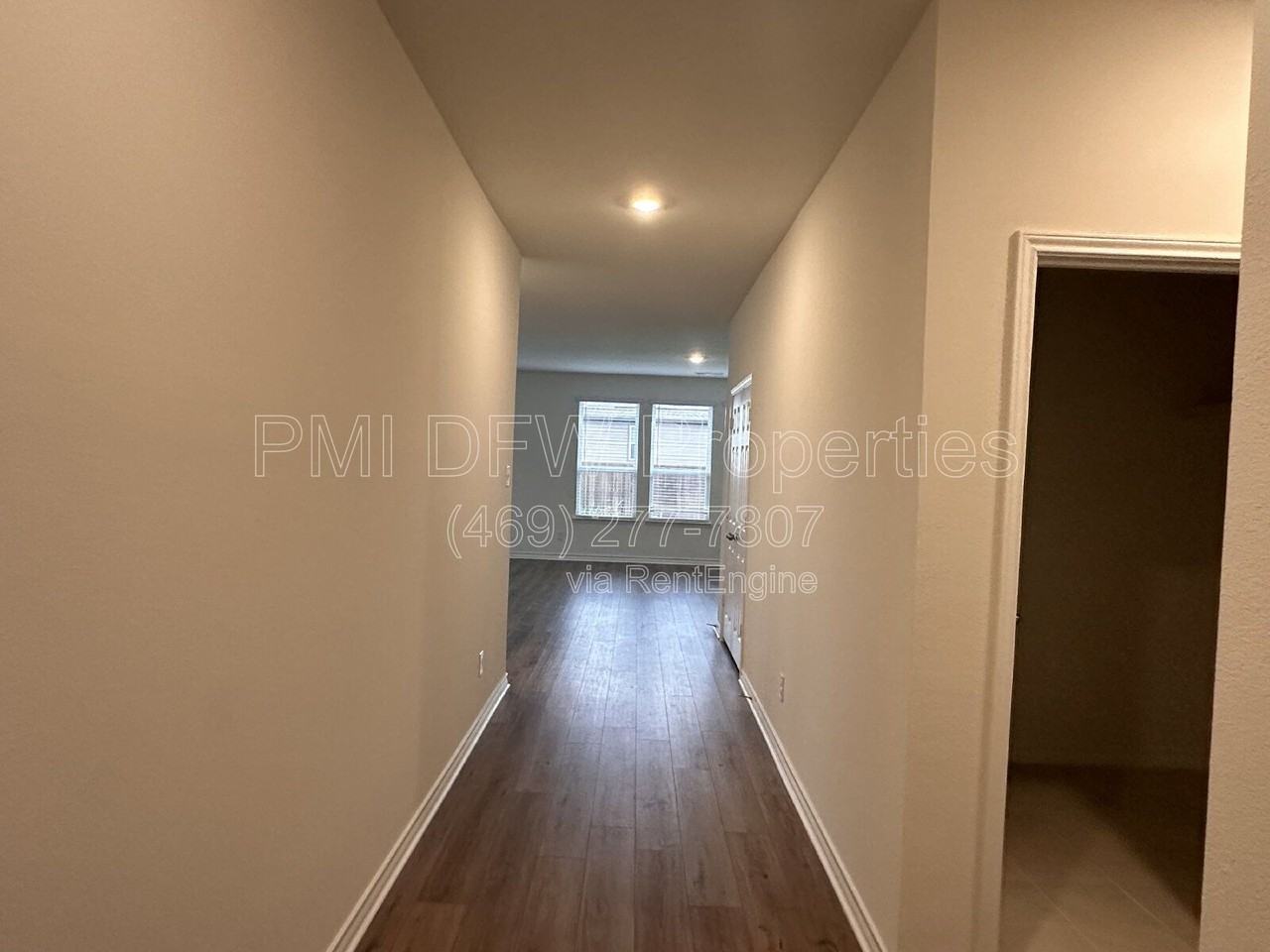 663 Saxony Dr - Photo 2 of 17