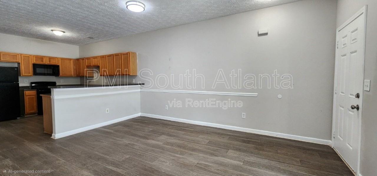 1749 Carrington Dr - Photo 4 of 23