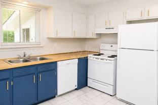 2027 Lee St - Photo 1 of 1