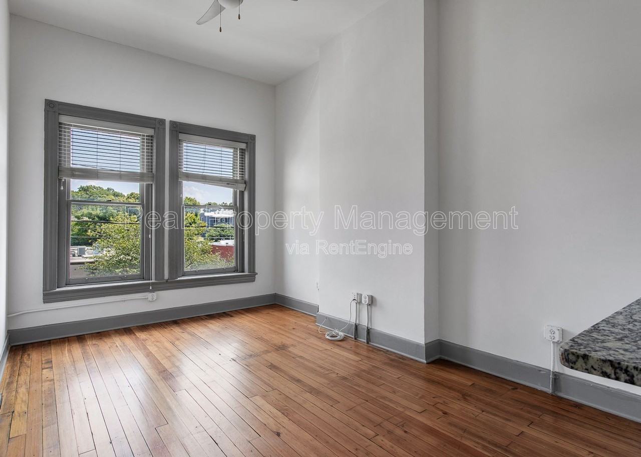 1209 Hull St #203 - Photo 7 of 15