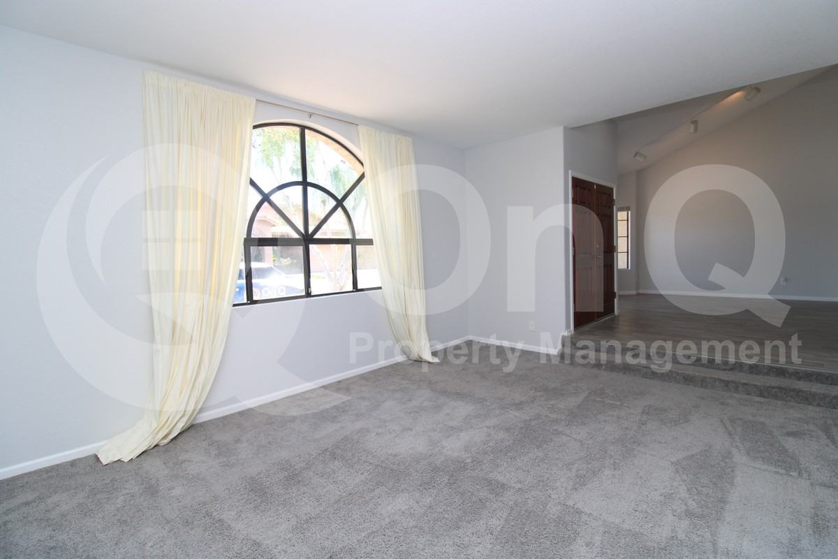 1047 W Lakeridge Dr - Photo 6 of 27