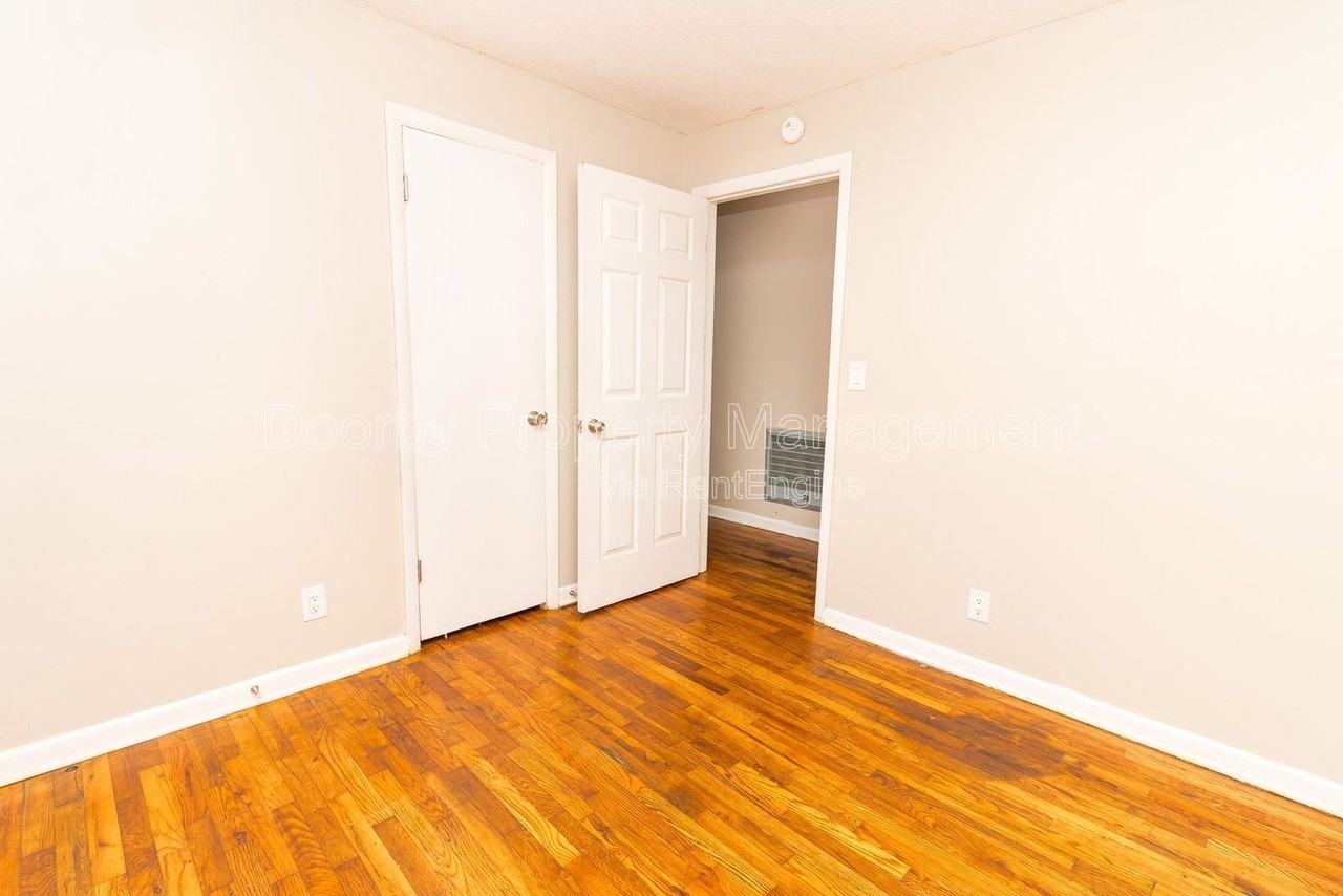 2215 Allin St #A - Photo 7 of 16