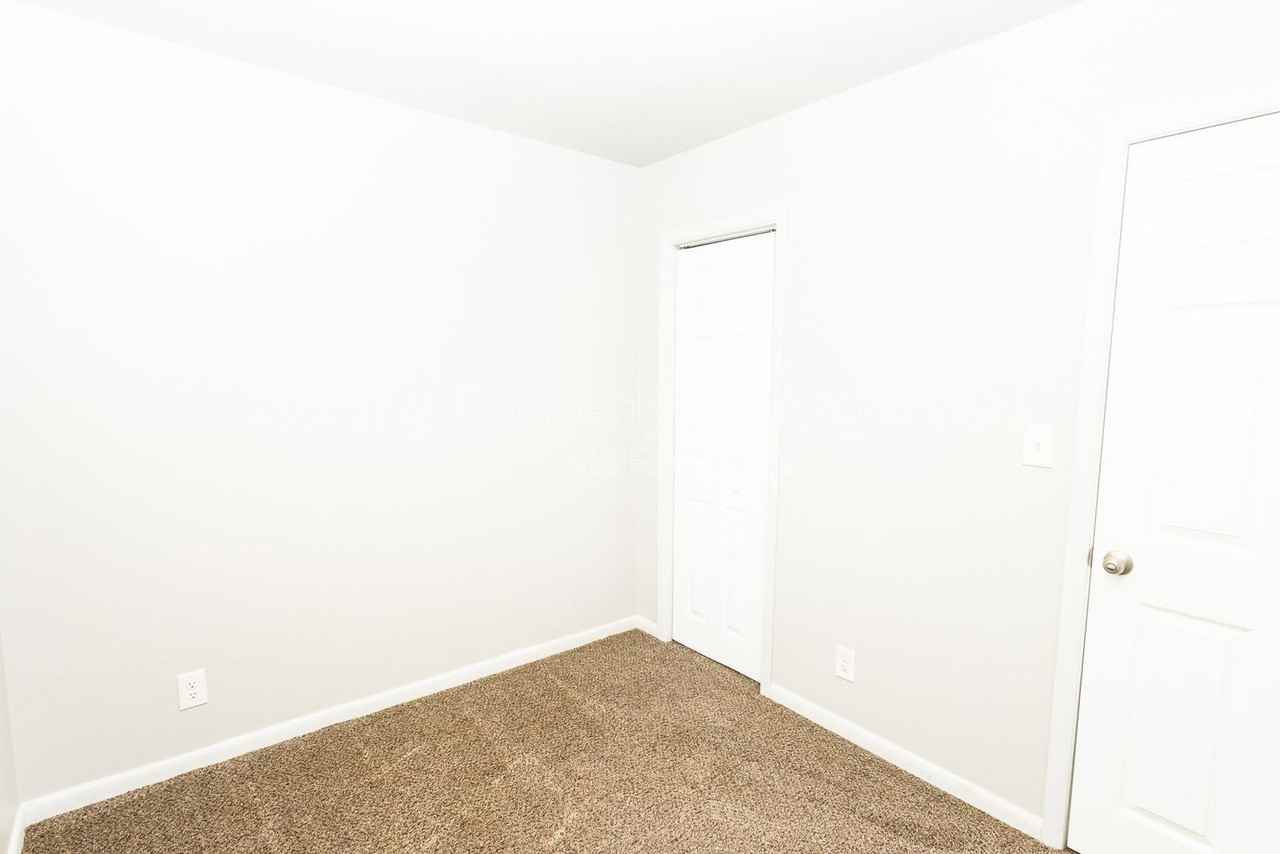 5200 Fagan St - Photo 5 of 15
