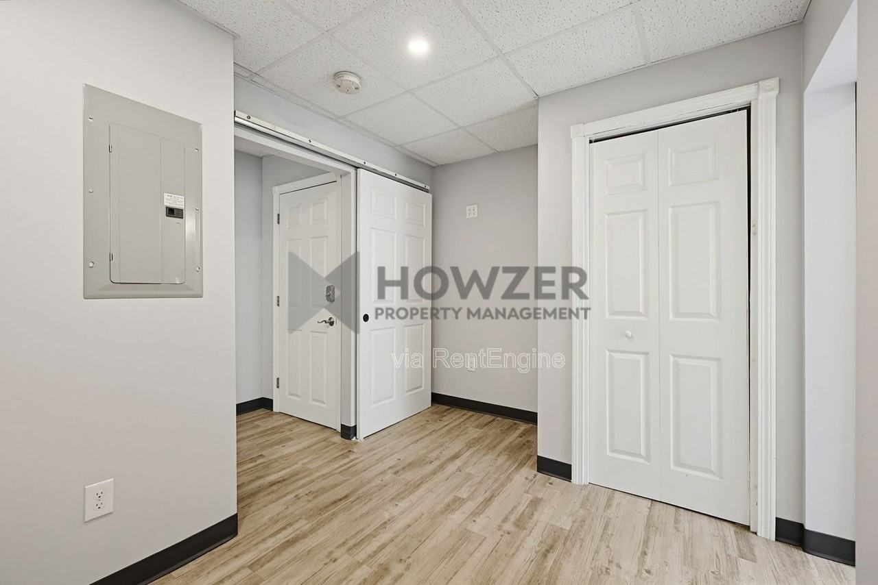 127 Park St #10 - Photo 7 of 25