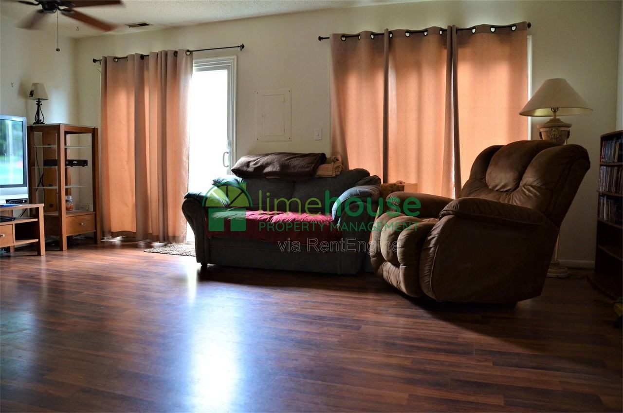 1318 River Birch Run S - Photo 2 of 12