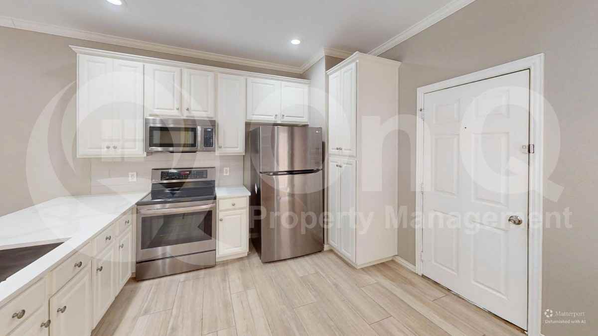 575 S Virginia Hills Dr #2604 - Photo 5 of 17