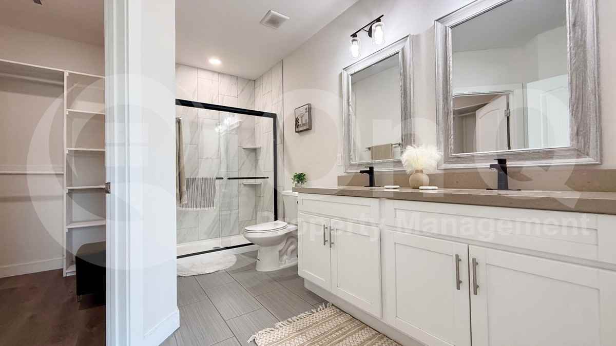 N 67th Ave #226 - Photo 3 of 31
