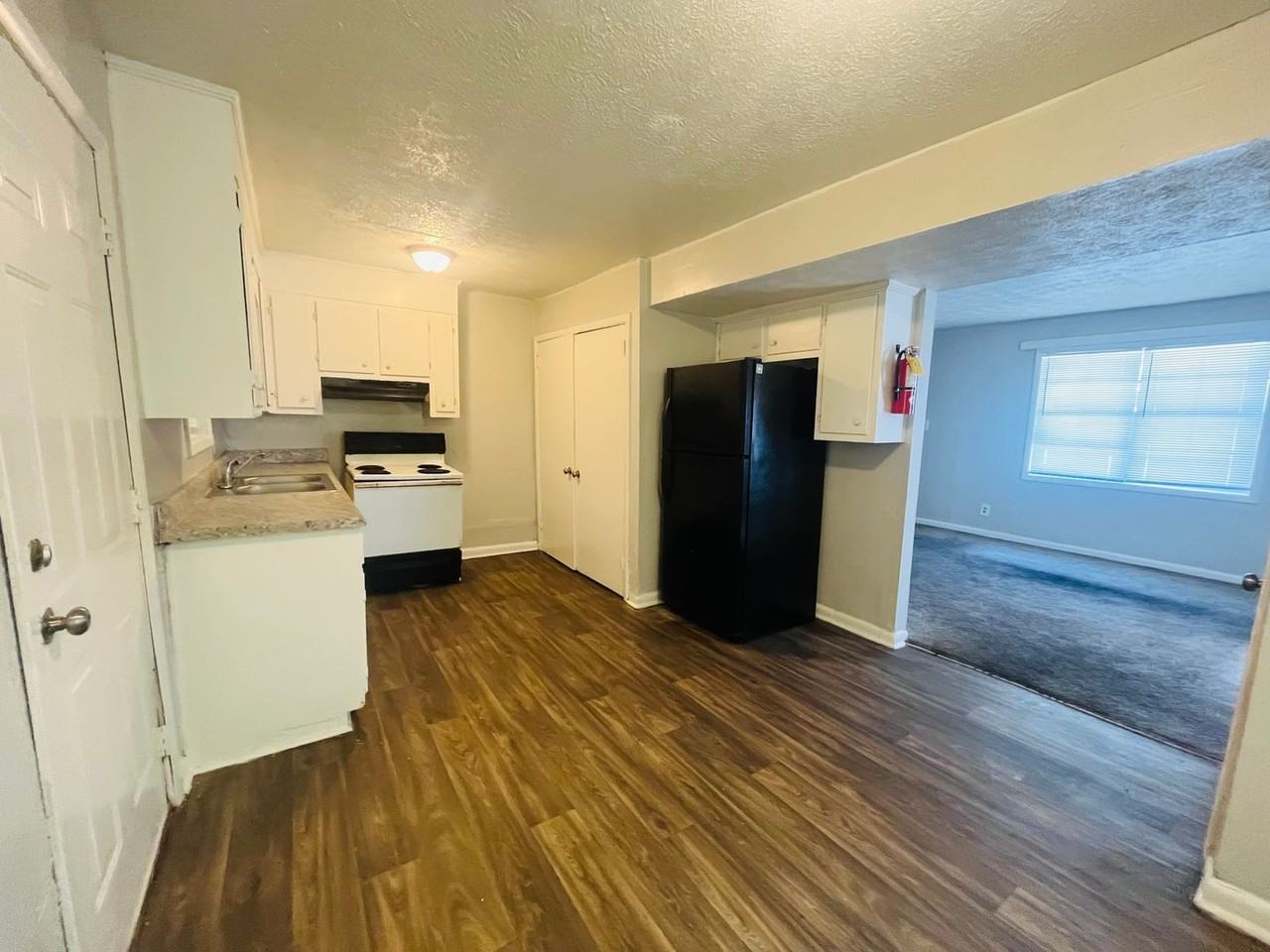 4053 Log Cabin Dr #B3 - Photo 3 of 12