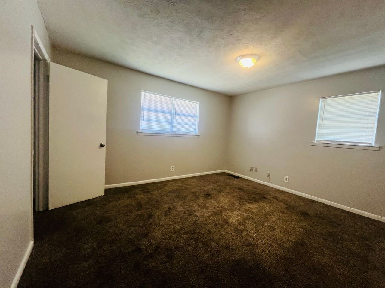 4053 Log Cabin Dr #B3 - Photo 6 of 12