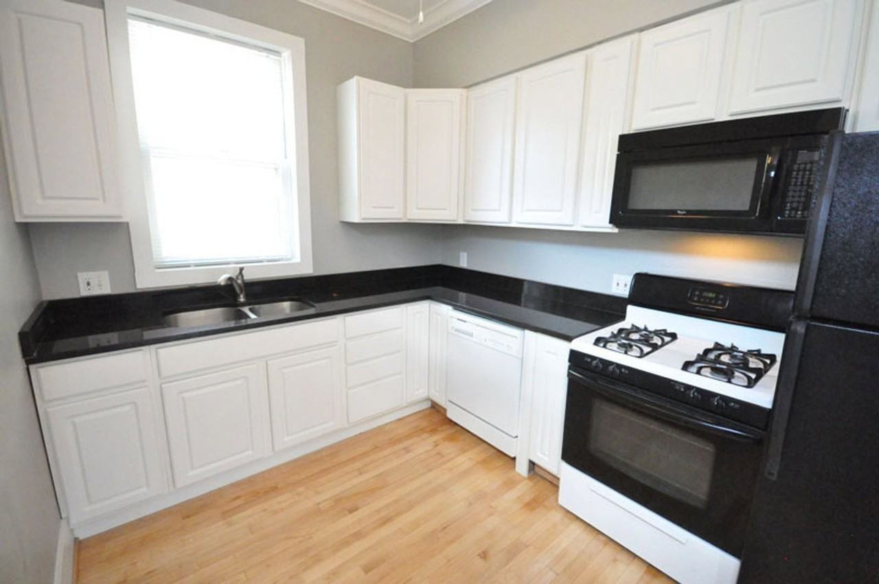 495 S Lazelle St - Photo 4 of 16