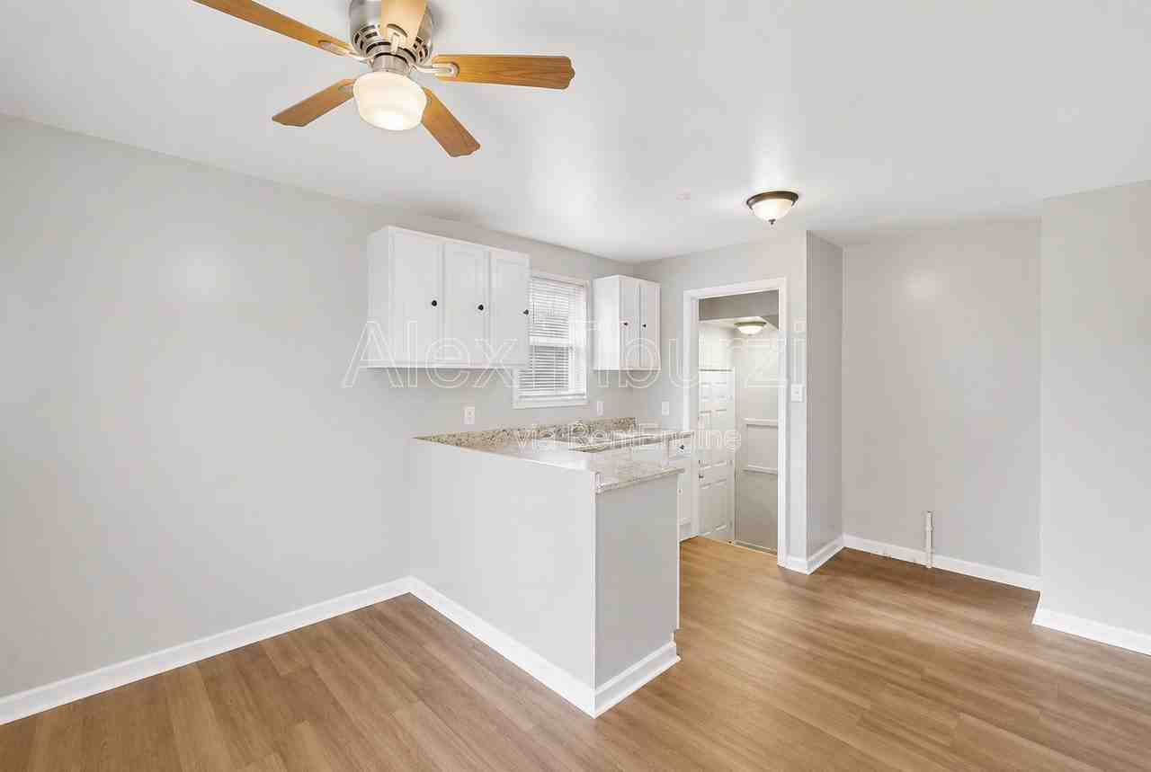 6301 Lodewyck St - Photo 4 of 23