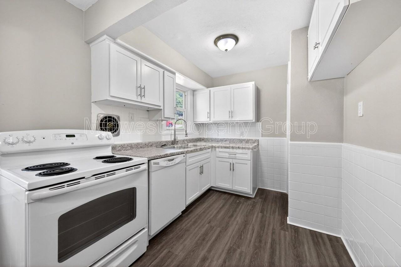 10066 Dorothy Ave - Photo 6 of 26