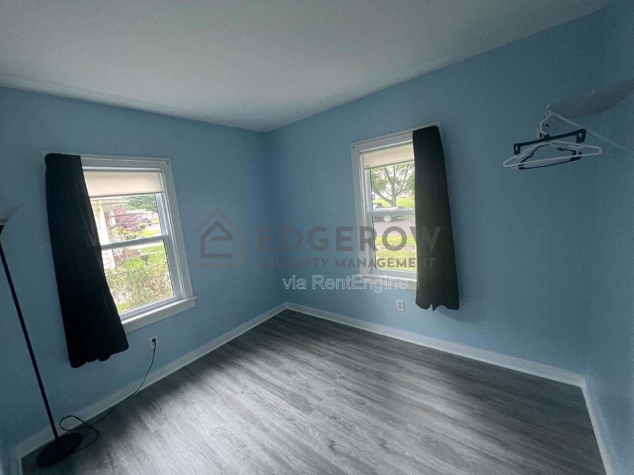 2649 Mckee Ave Sw - Photo 5 of 11