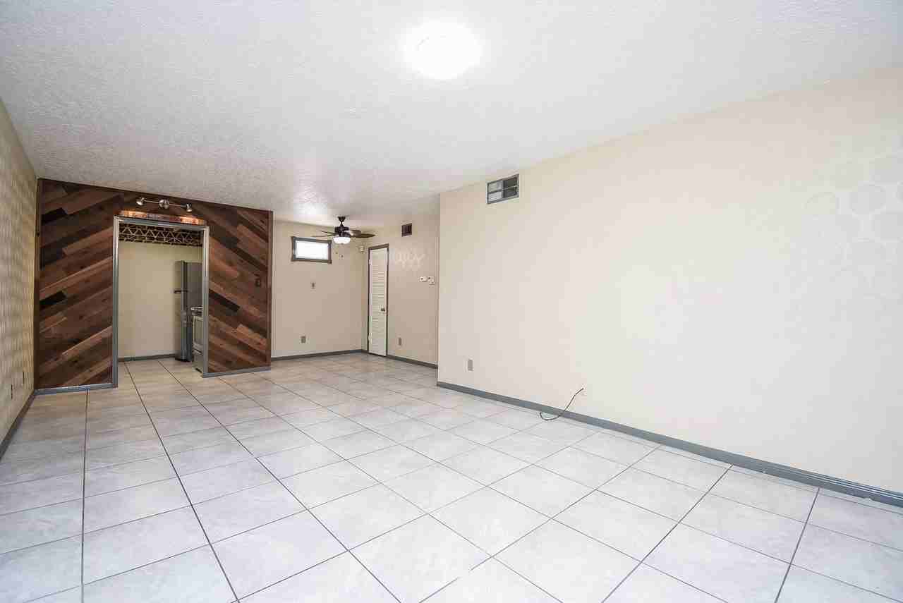 2507 Montrose Blvd #22 - Photo 5 of 31