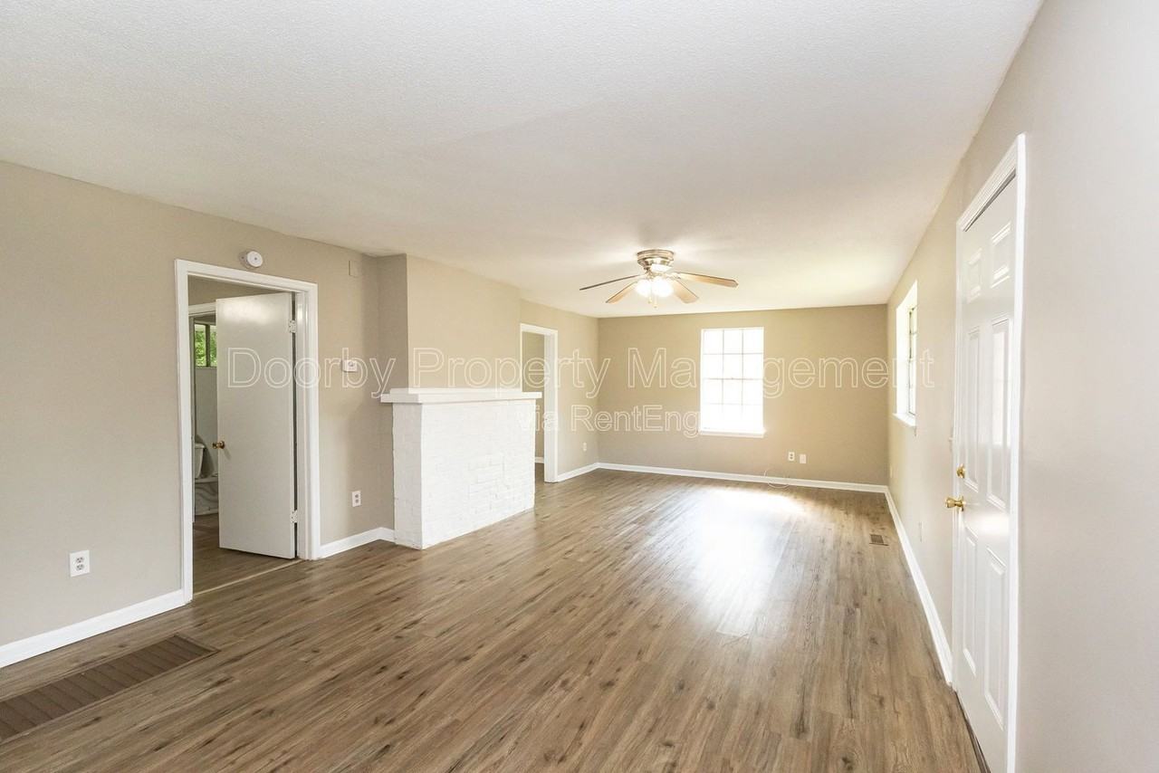 619 Shannon Ave - Photo 5 of 16