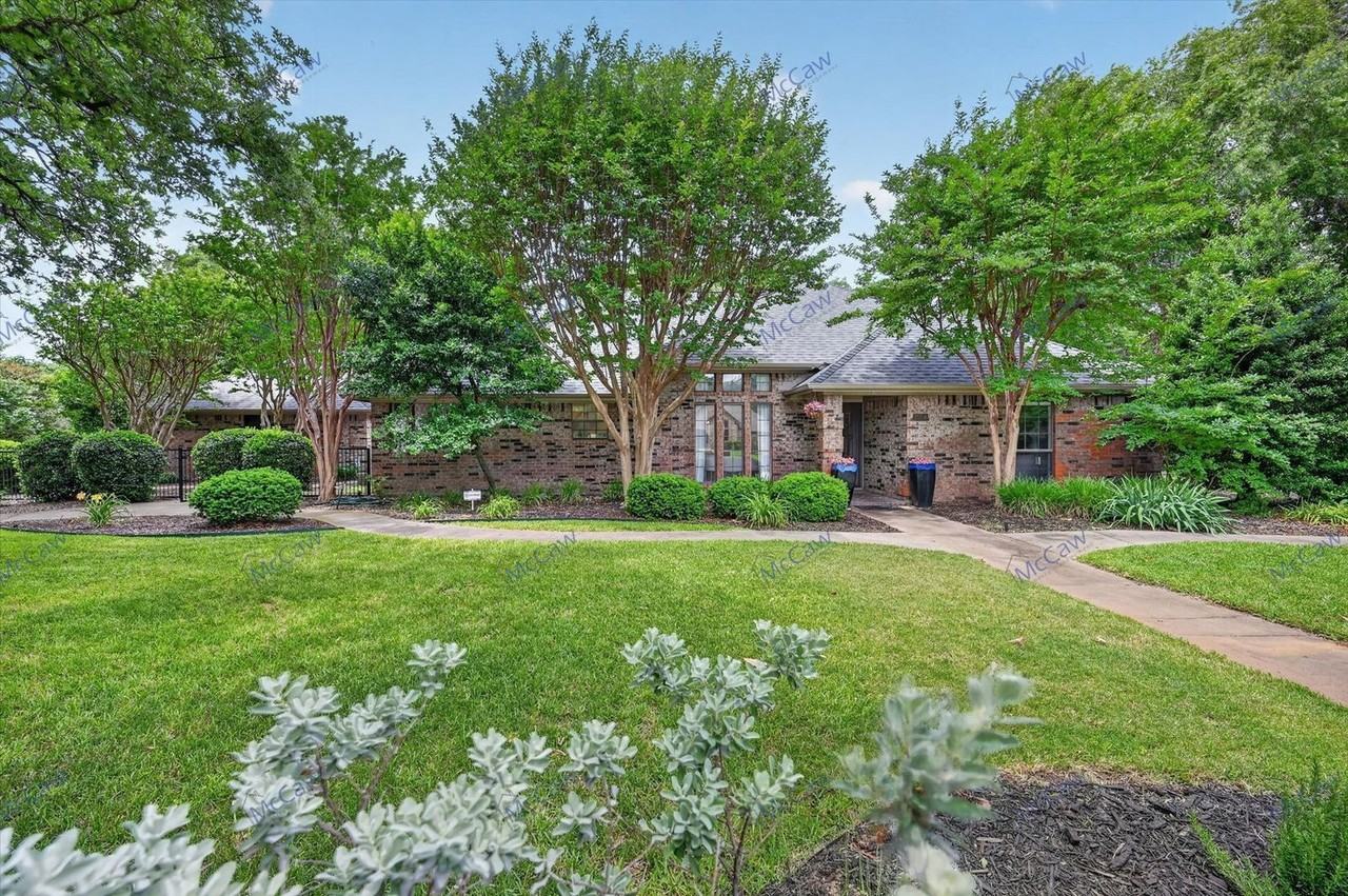 1508 Windsor Forest Trl - Photo 2 of 25