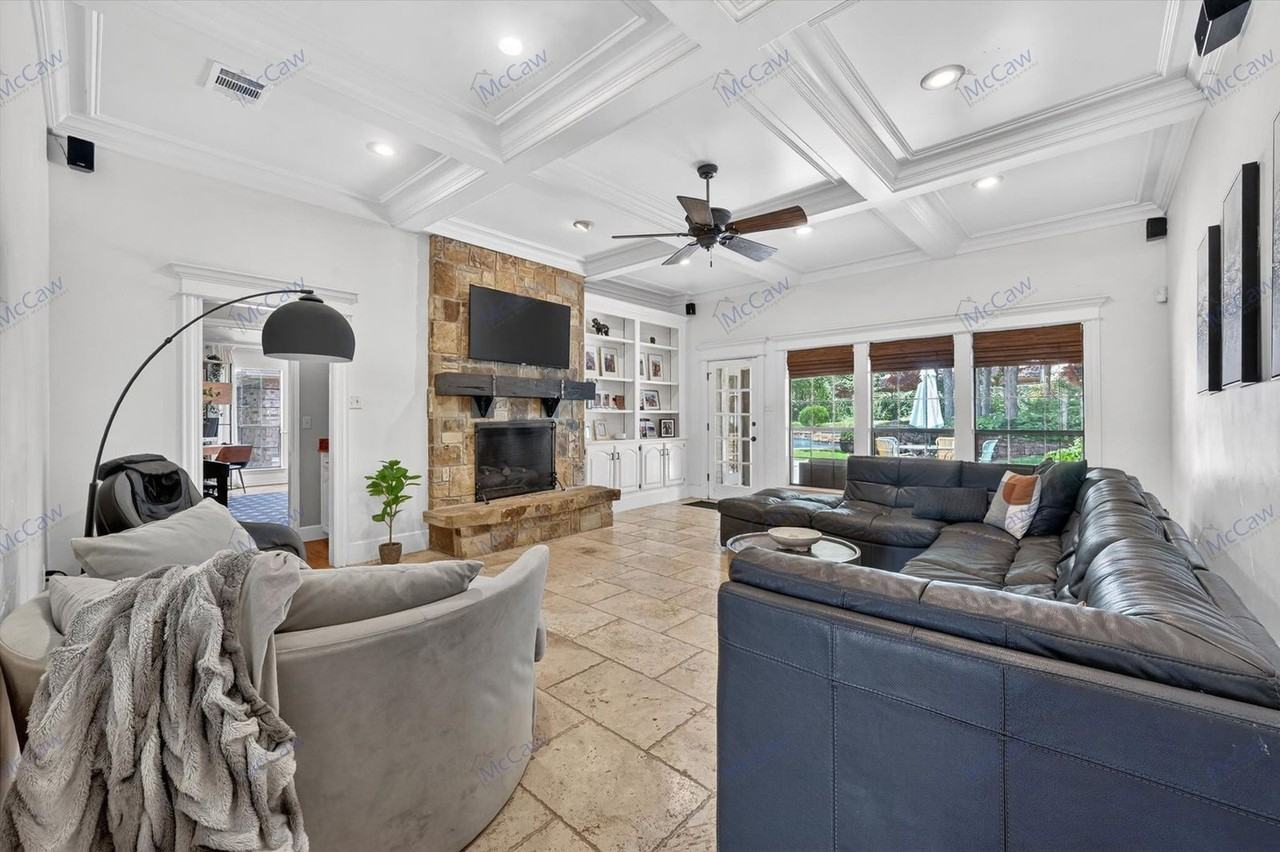 1508 Windsor Forest Trl - Photo 6 of 25
