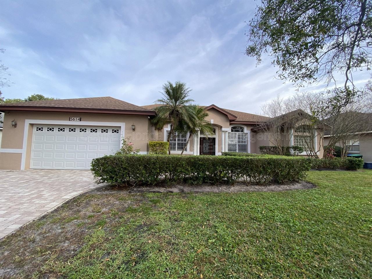 5614 Craindale Dr - Photo 3 of 32