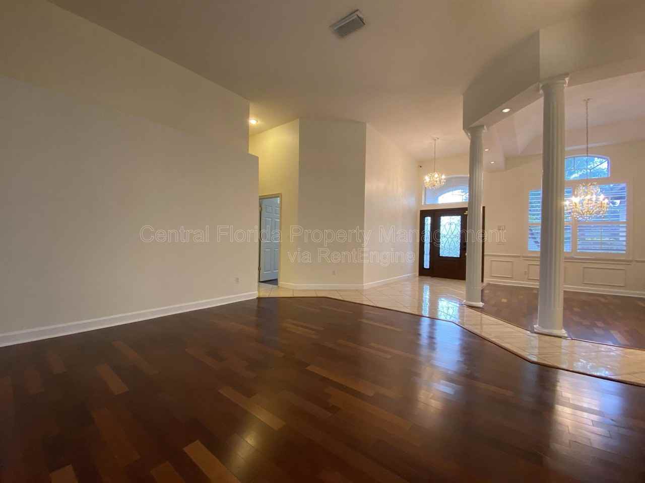 5614 Craindale Dr - Photo 7 of 32