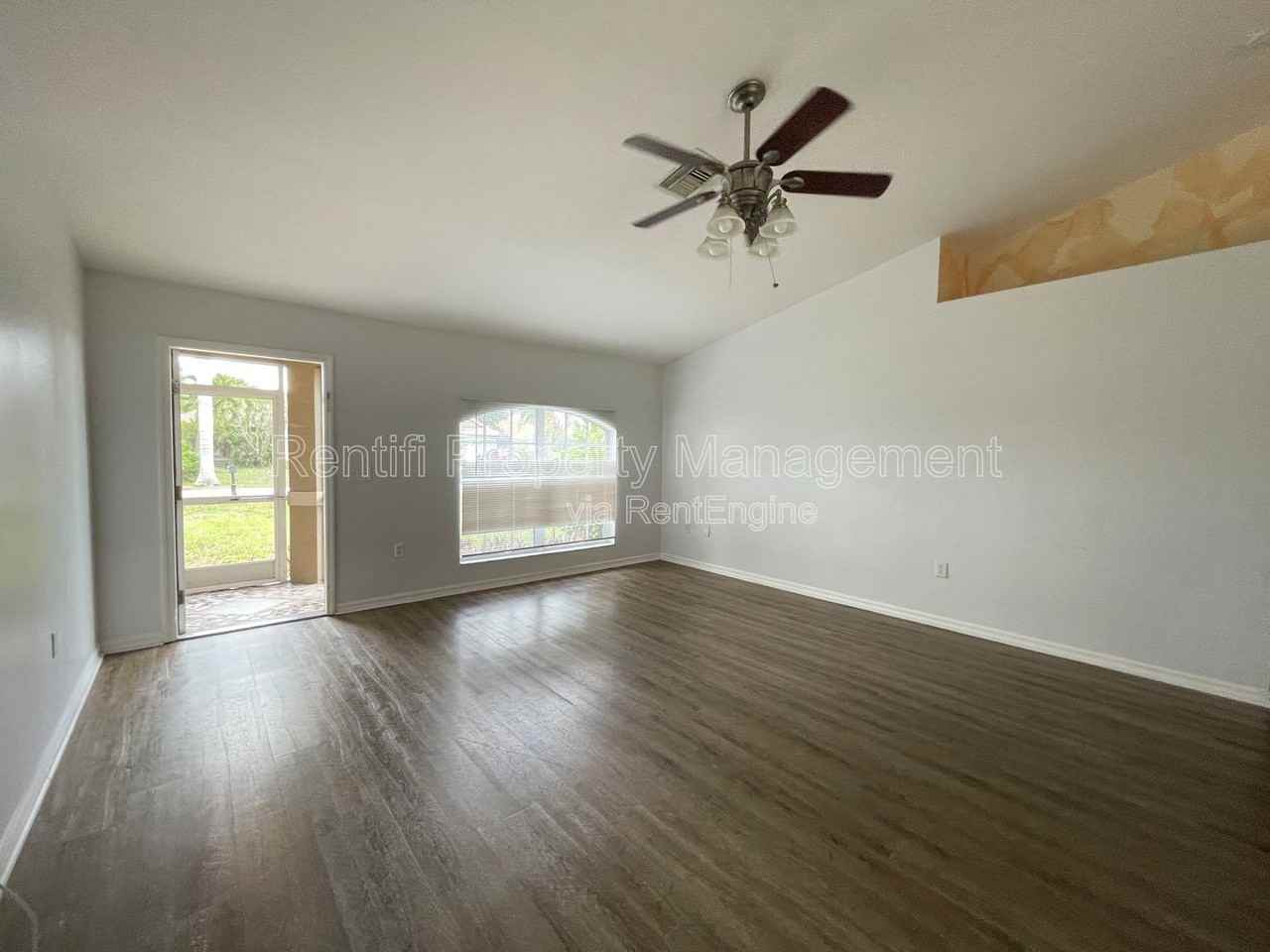 11495 Forest Mere Dr - Photo 4 of 18