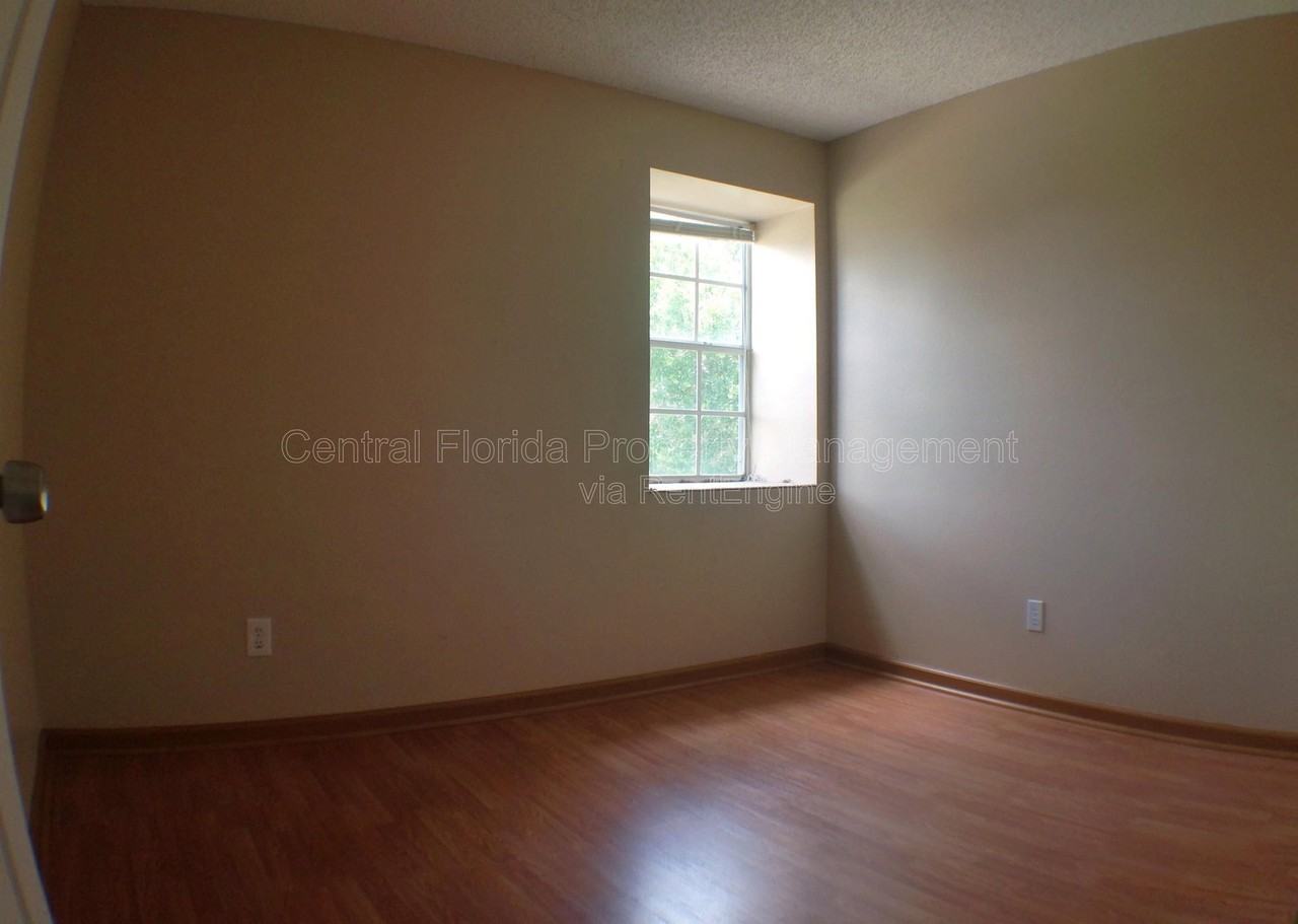 2320 Justin Ave - Photo 7 of 12
