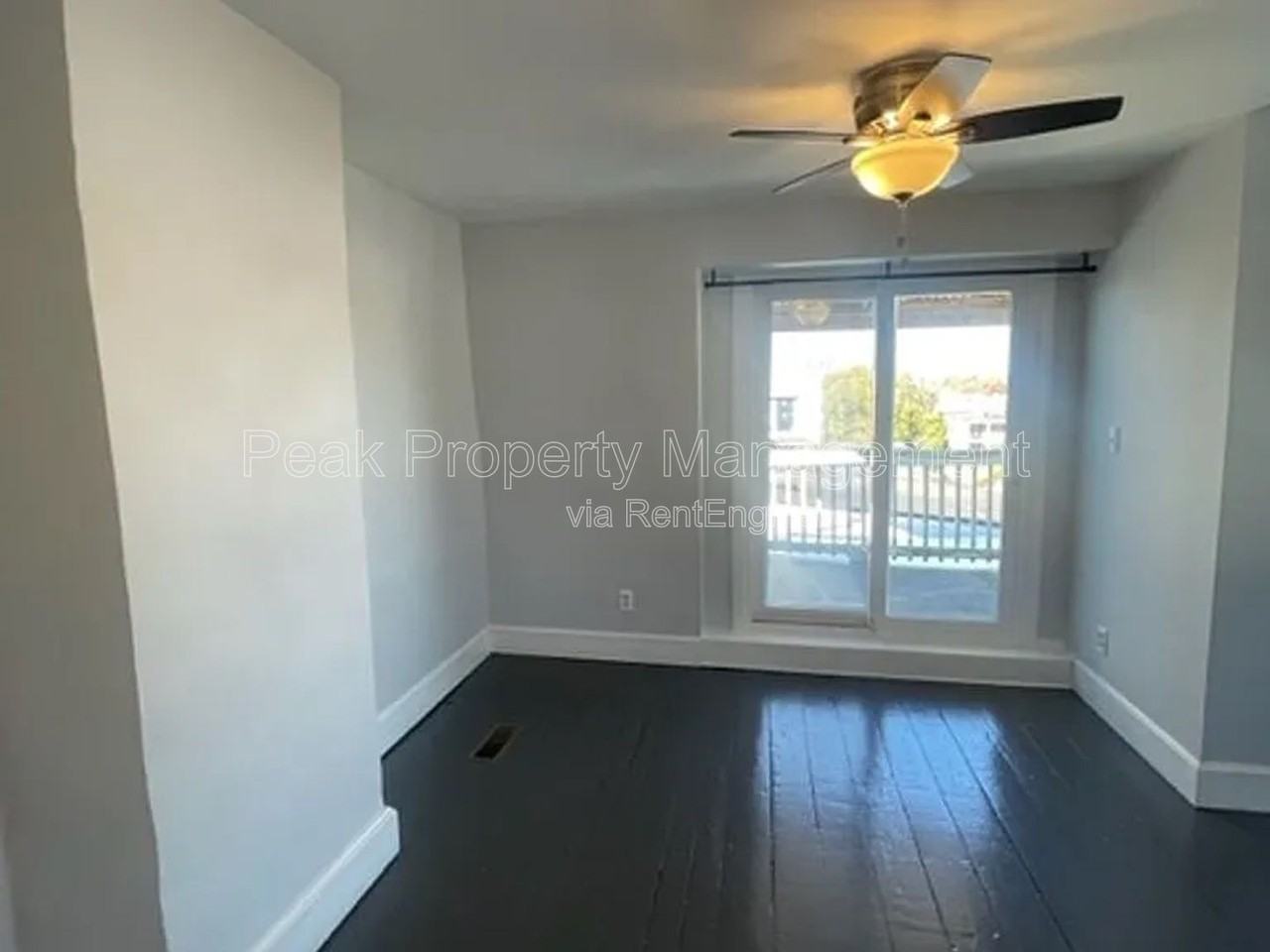 216 N 32nd St #A - Photo 4 of 28