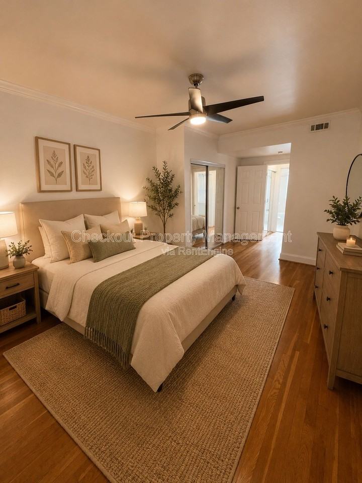 7334 Forsyth Blvd #202 - Photo 7 of 10