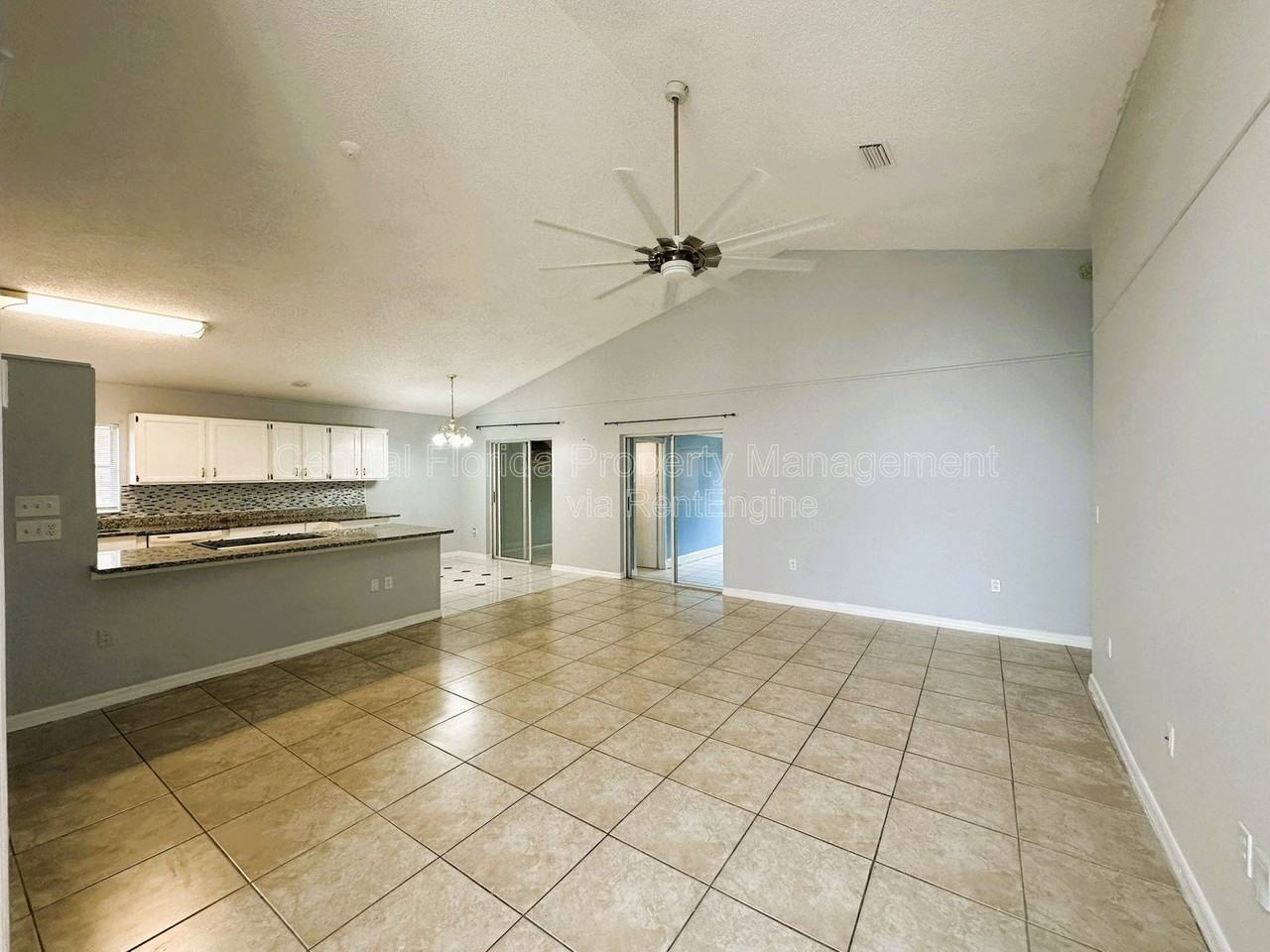 11818 Shotgate Ct - Photo 5 of 26
