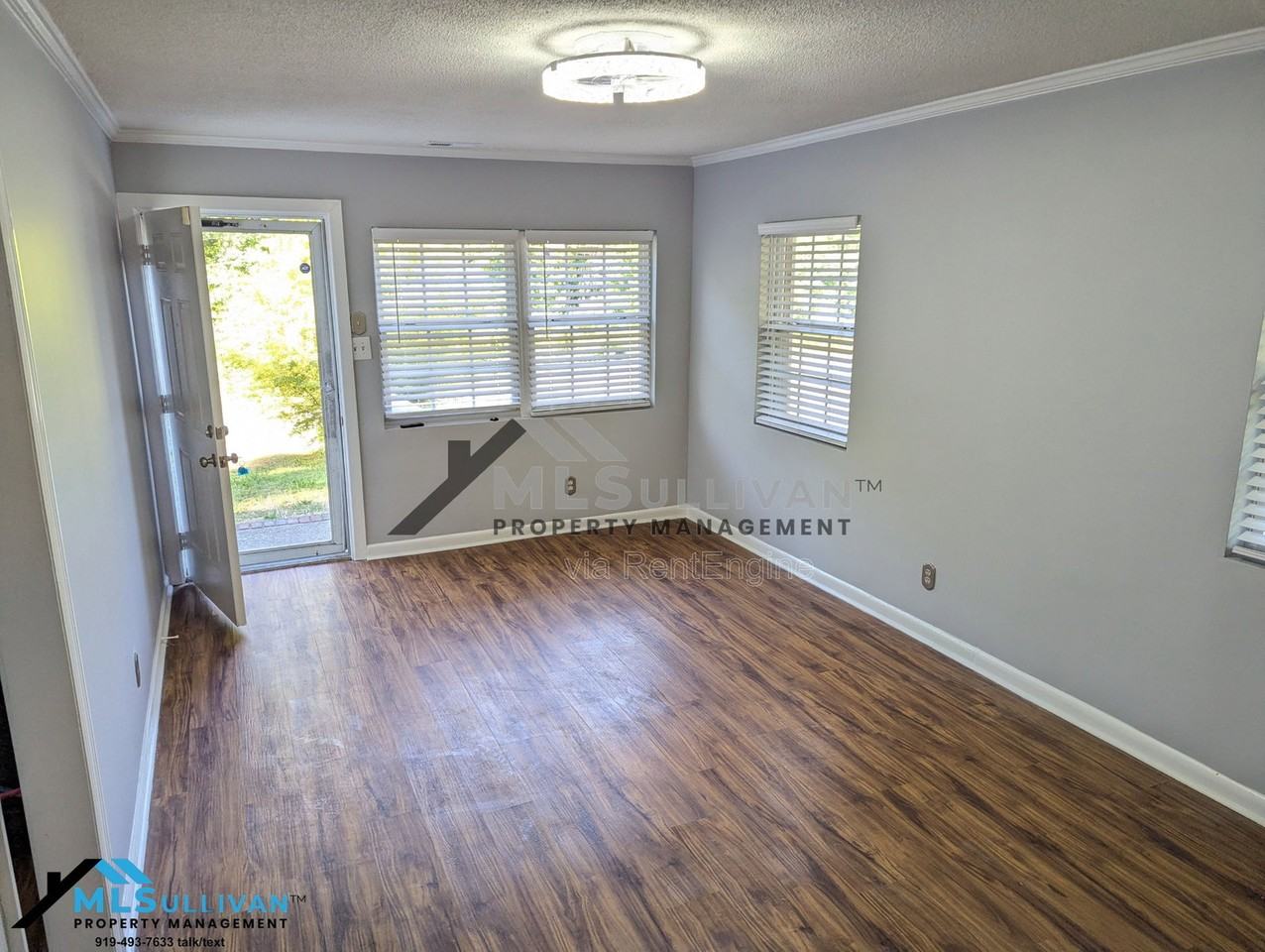 901 Elmira Ave - Photo 2 of 12