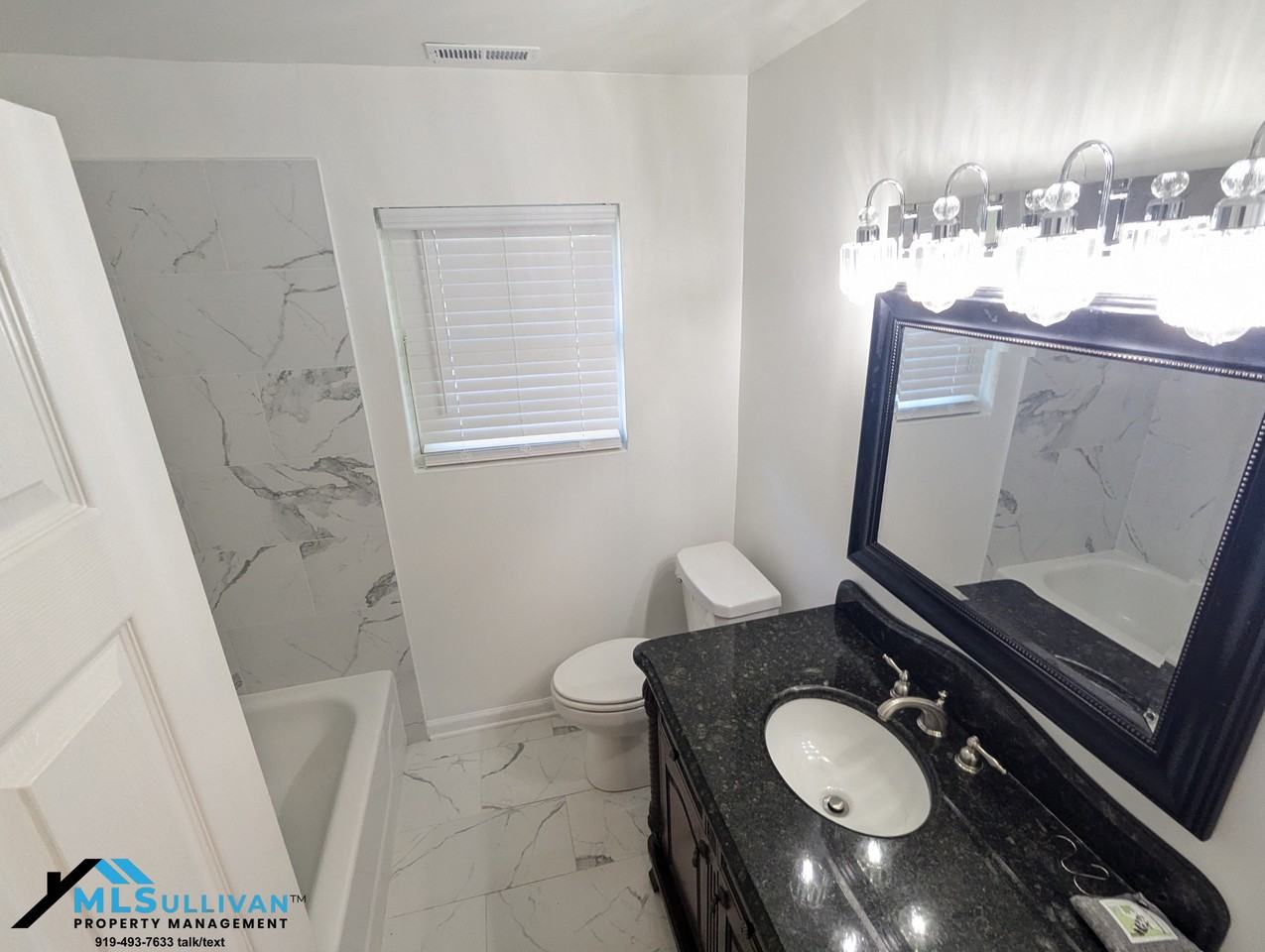 901 Elmira Ave - Photo 4 of 12