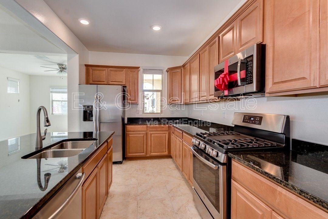 3210 S Mingus Dr - Photo 5 of 22