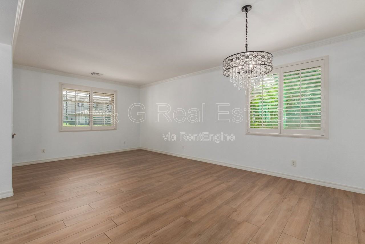 622 W San Carlos Way - Photo 6 of 40