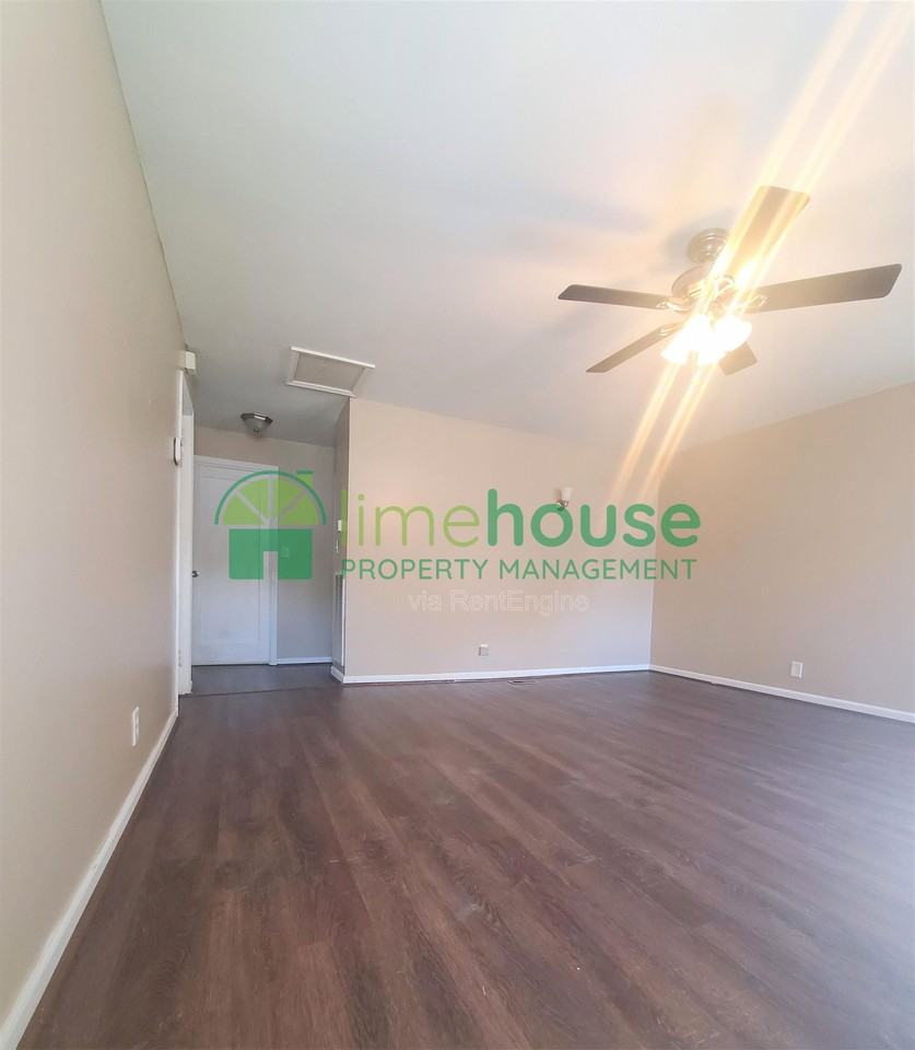8032 Van Patten Rd - Photo 5 of 12