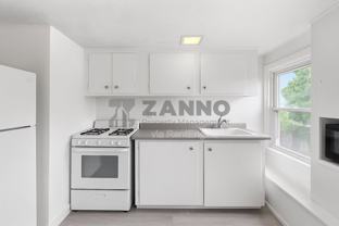 82 Burlington St #3 - Photo 1 of 1
