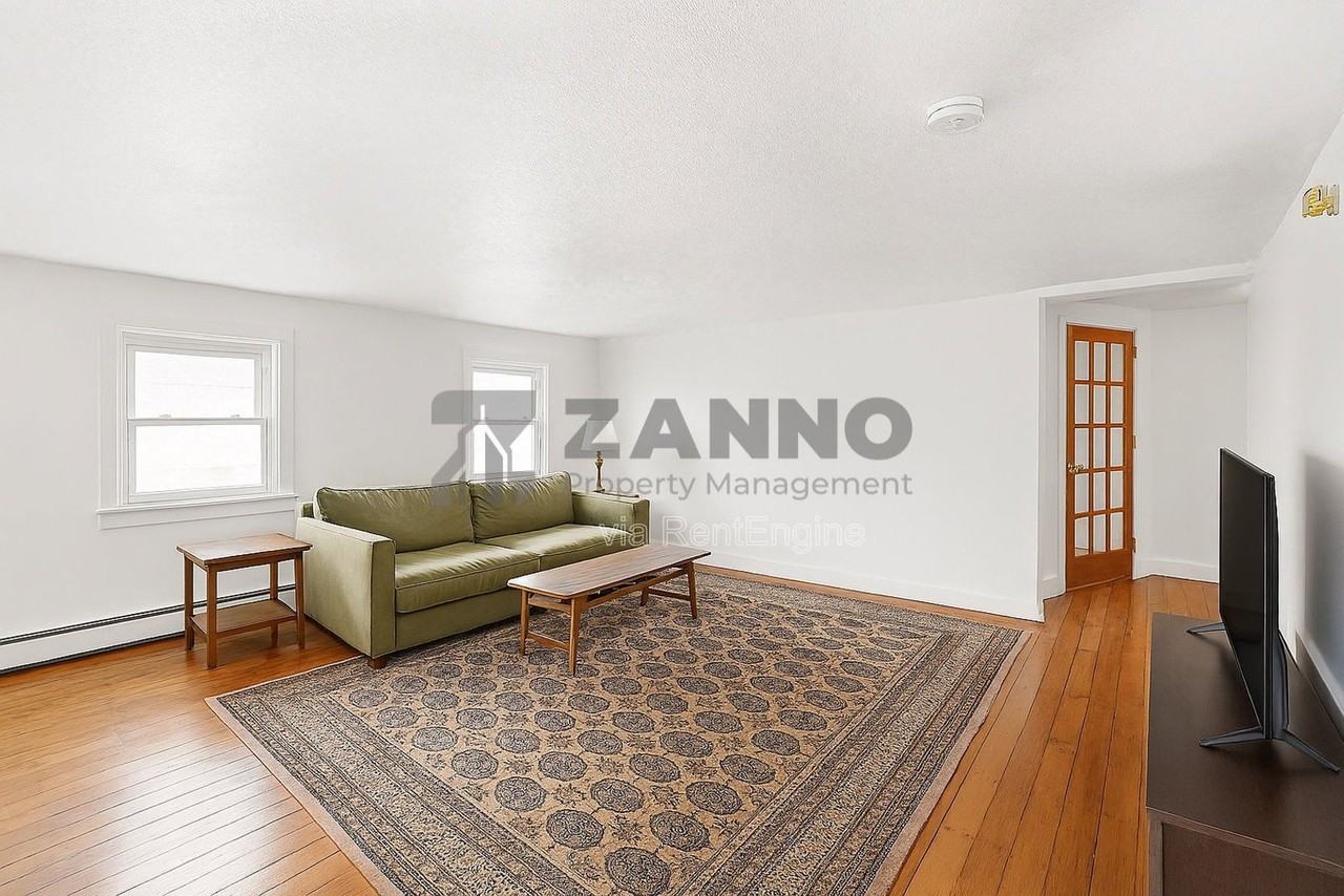 82 Burlington St #3 - Photo 5 of 13