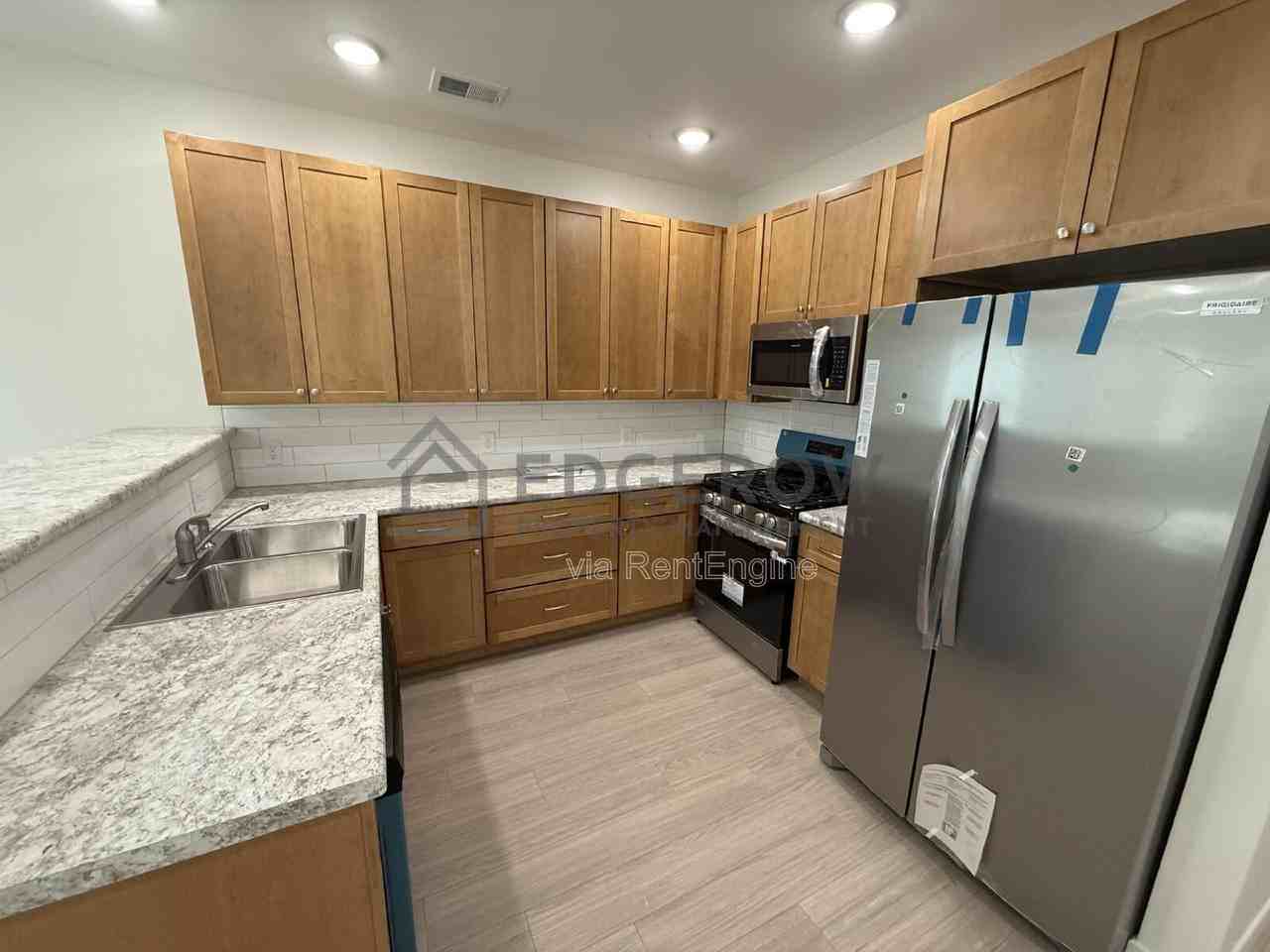 1014 Lafayette Ave Se #2 - Photo 3 of 14