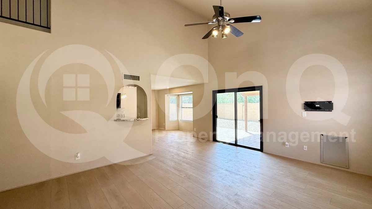 8995 E Aster Dr - Photo 6 of 21