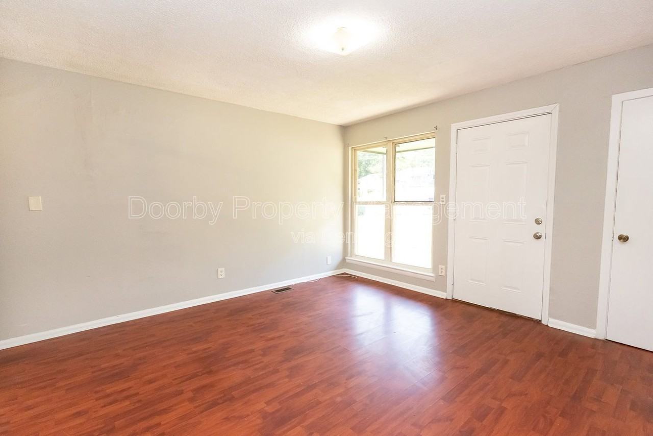 1237 Wheeler Ave #B - Photo 5 of 13