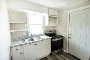featured image of 207 Napier St #6