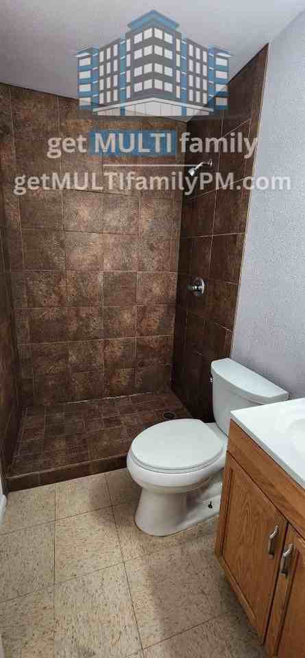 10044 N 18th Ave #2 - Photo 4 of 14