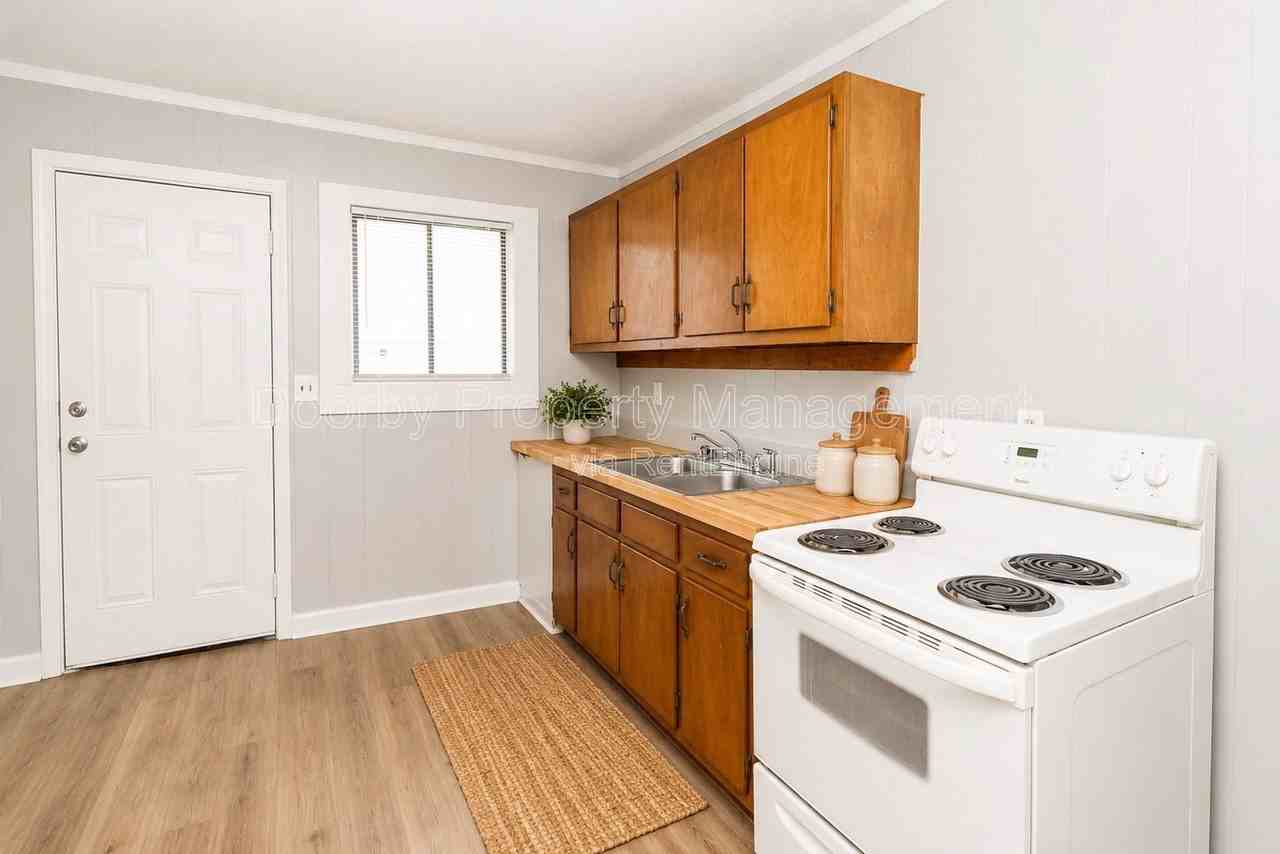 2113 Ocoee St #2113 - Photo 5 of 11