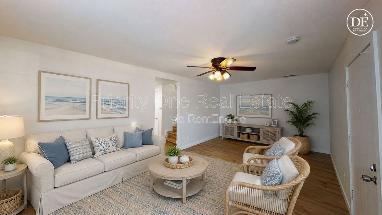 401 4th Ave #B - Photo 5 of 23