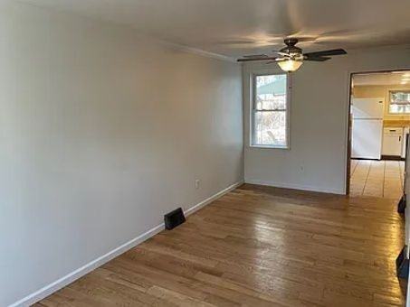 312 N Arch St - Photo 2 of 12